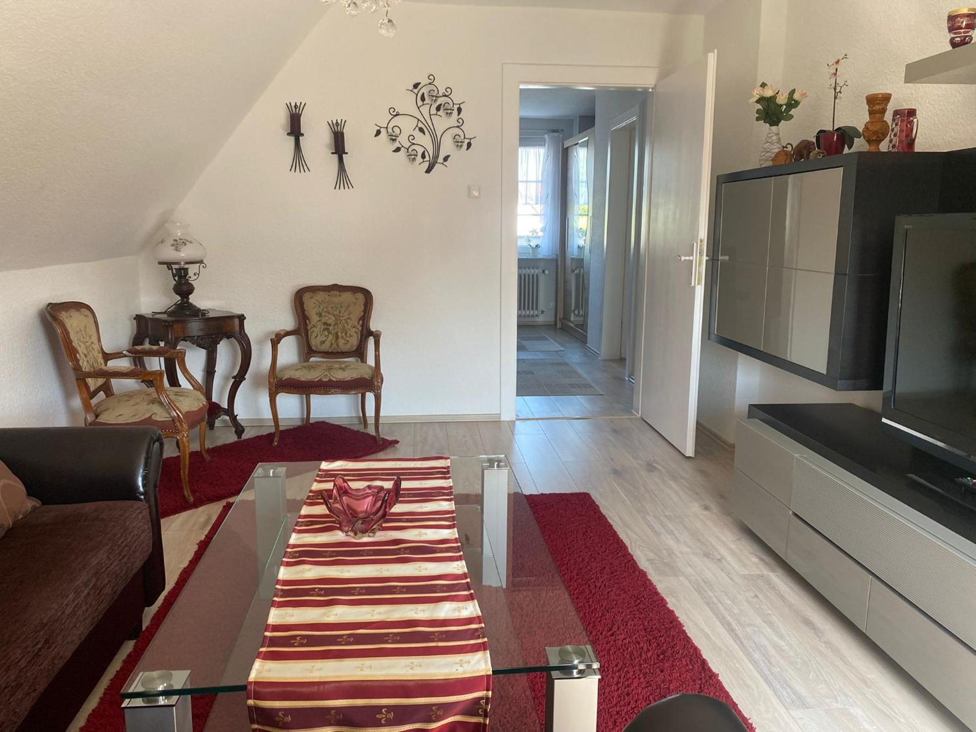Apartment Ca. 85 Qm Zzgl. 17 Qm Terrasse
